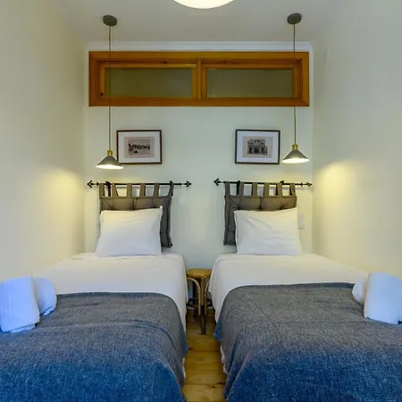 Appartement Downtown Correeiros *