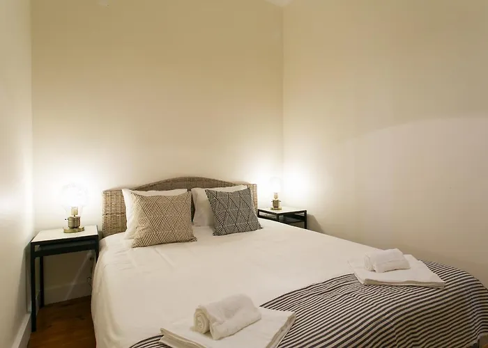 Appartamento Downtown Correeiros