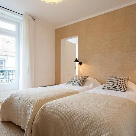 Downtown Correeiros Апартаменты Лиссабон